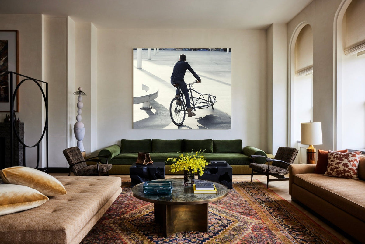 Detail shot from the 'Turn Heads' cargo bike photography showing the bespoke Elian Cargo bike - cycling wall art by Cyclingprints.nl