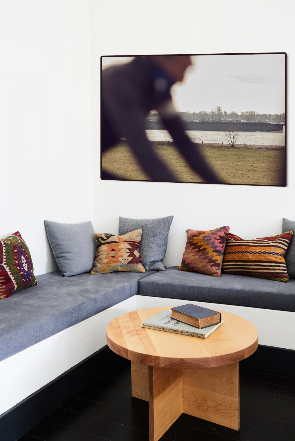 Detailfoto van de 'Against the Waal' Nederlandse wielerfotografie met een op maat gebouwde stalen fiets (gebouwd rond een jaren-80 Gazelle-frame) - wielrennen wanddecoratie door Cyclingprints.nl