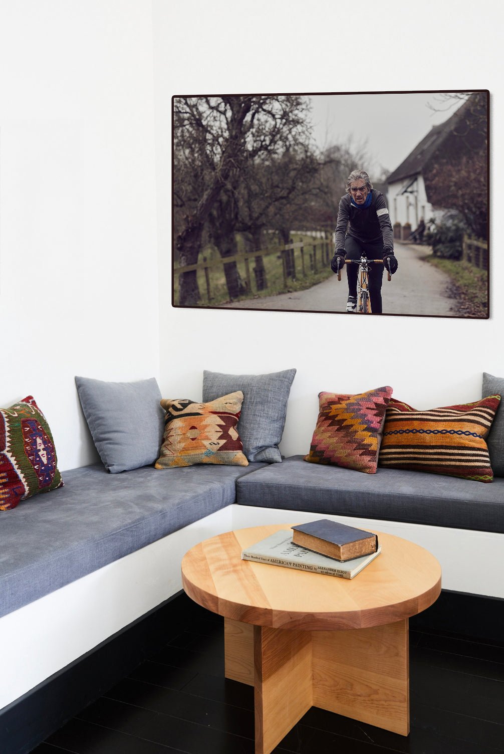 Detailfoto van de 'Leaden Skies' Nederlandse wielerfotografie met een op maat gebouwde stalen fiets (gebouwd rond een jaren-80 Gazelle-frame) - wielrennen wanddecoratie door Cyclingprints.nl