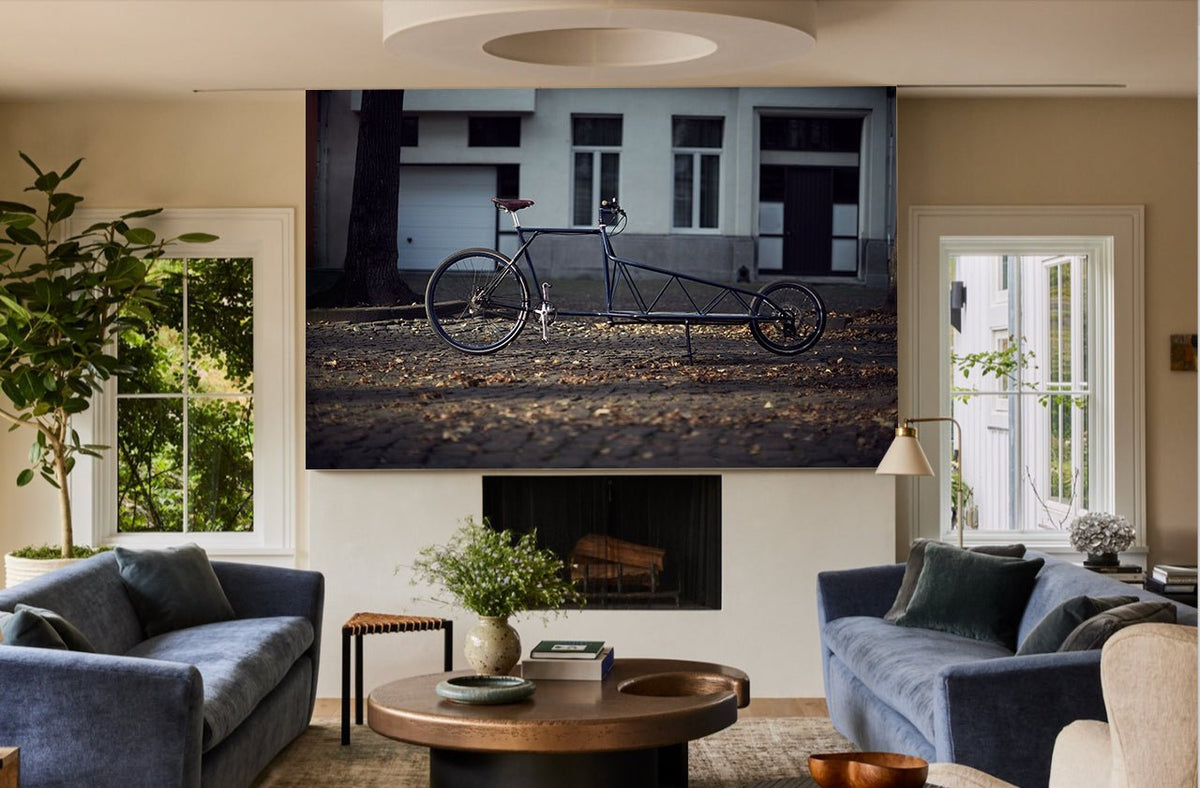 Detail shot from the 'Attracting Attention' cargo bike photography showing the bespoke Elian Cargo bike - cycling wall art by Cyclingprints.nl