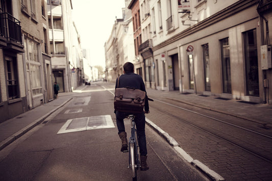 Commuter bike art 'Around Town' - captured on the bespoke Elian Commuter bike in Antwerp, fine art print by Cyclingprints.nl