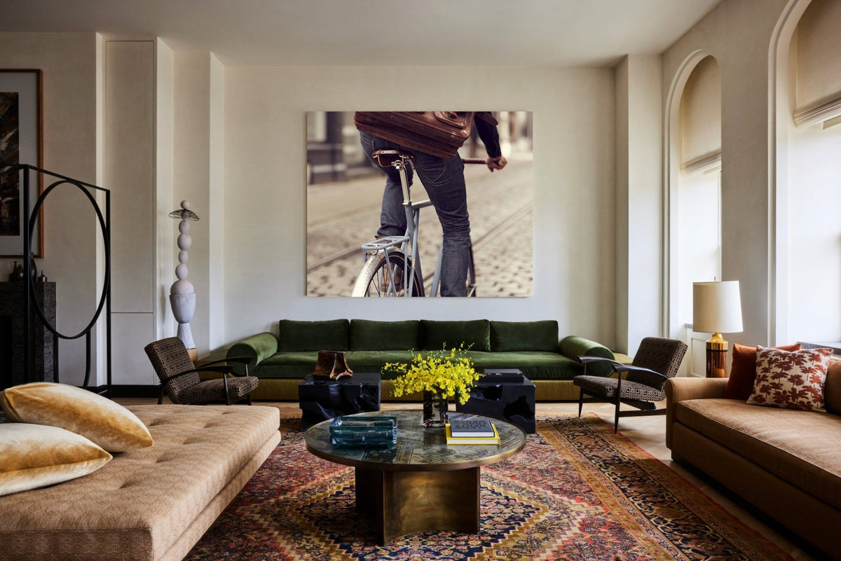 Detail shot from the 'Hammer finish fenders' commuter bike art showing the bespoke Elian Commuter bike - cycling wall art by Cyclingprints.nl