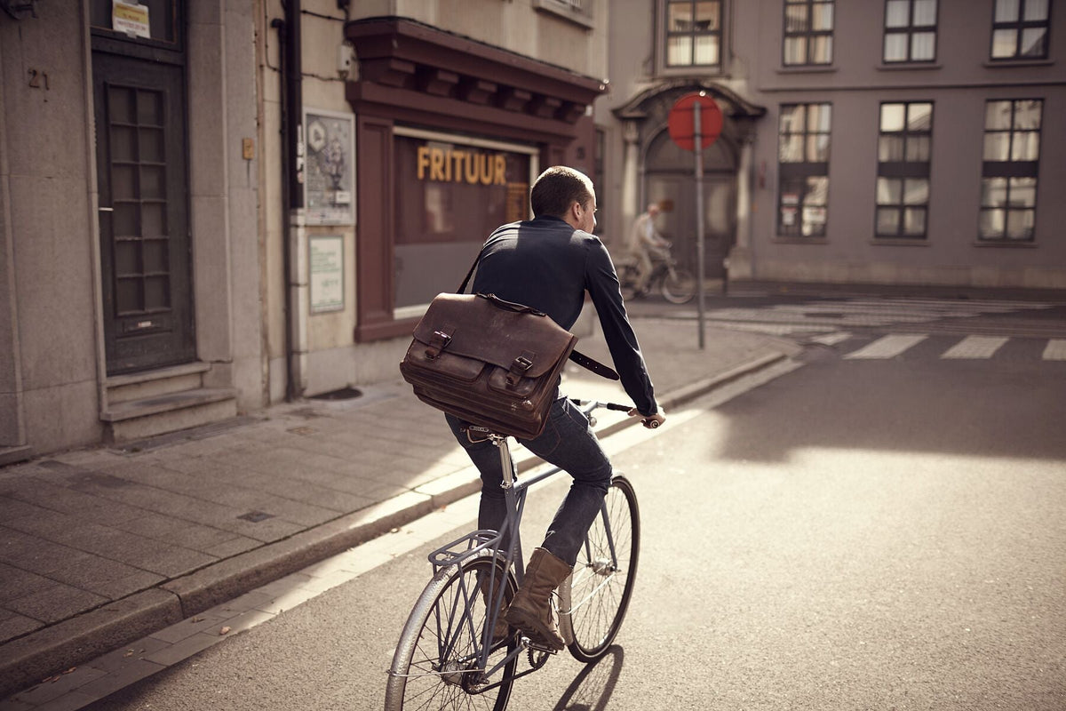 Commuter bike art 'Highs and Fries' - captured on the bespoke Elian Commuter bike in Antwerp, fine art print by Cyclingprints.nl