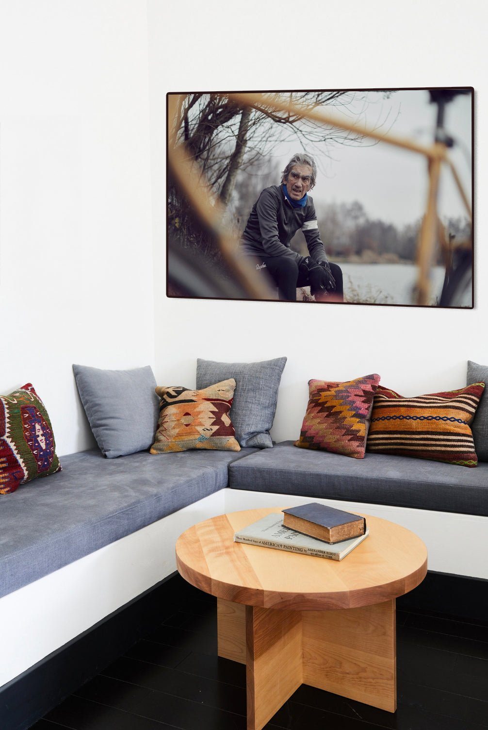 Detailfoto van de 'Framed' Nederlandse wielerfotografie met een op maat gebouwde stalen fiets (gebouwd rond een jaren-80 Gazelle-frame) - wielrennen wanddecoratie door Cyclingprints.nl