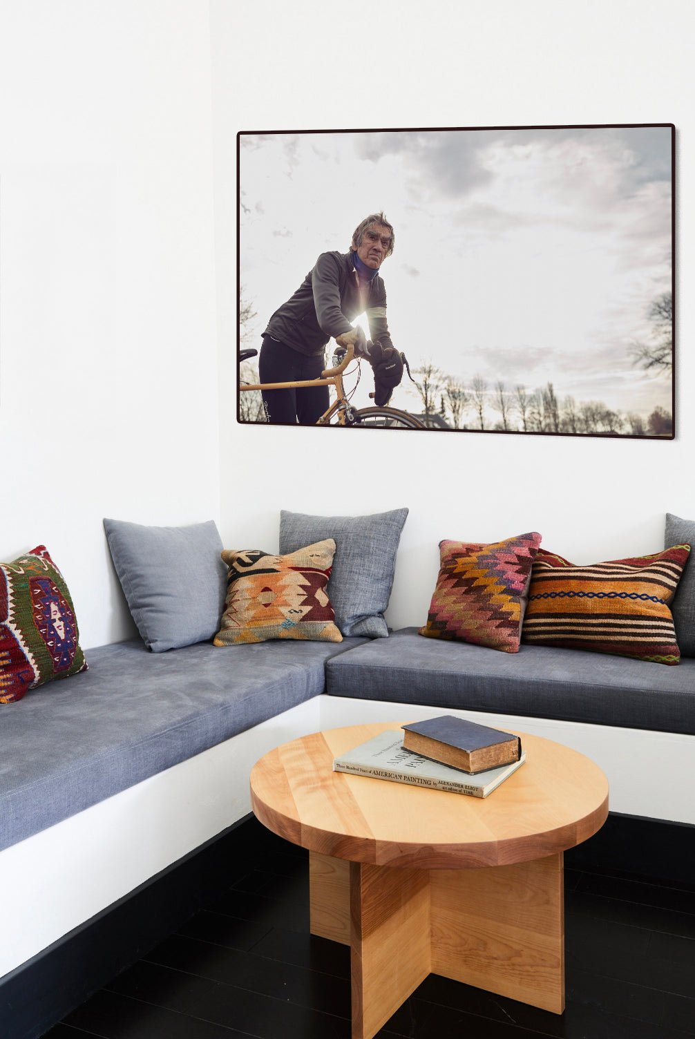 Detailfoto van de 'Reflections' Nederlandse wielerfotografie met een op maat gebouwde stalen fiets (gebouwd rond een jaren-80 Gazelle-frame) - wielrennen wanddecoratie door Cyclingprints.nl