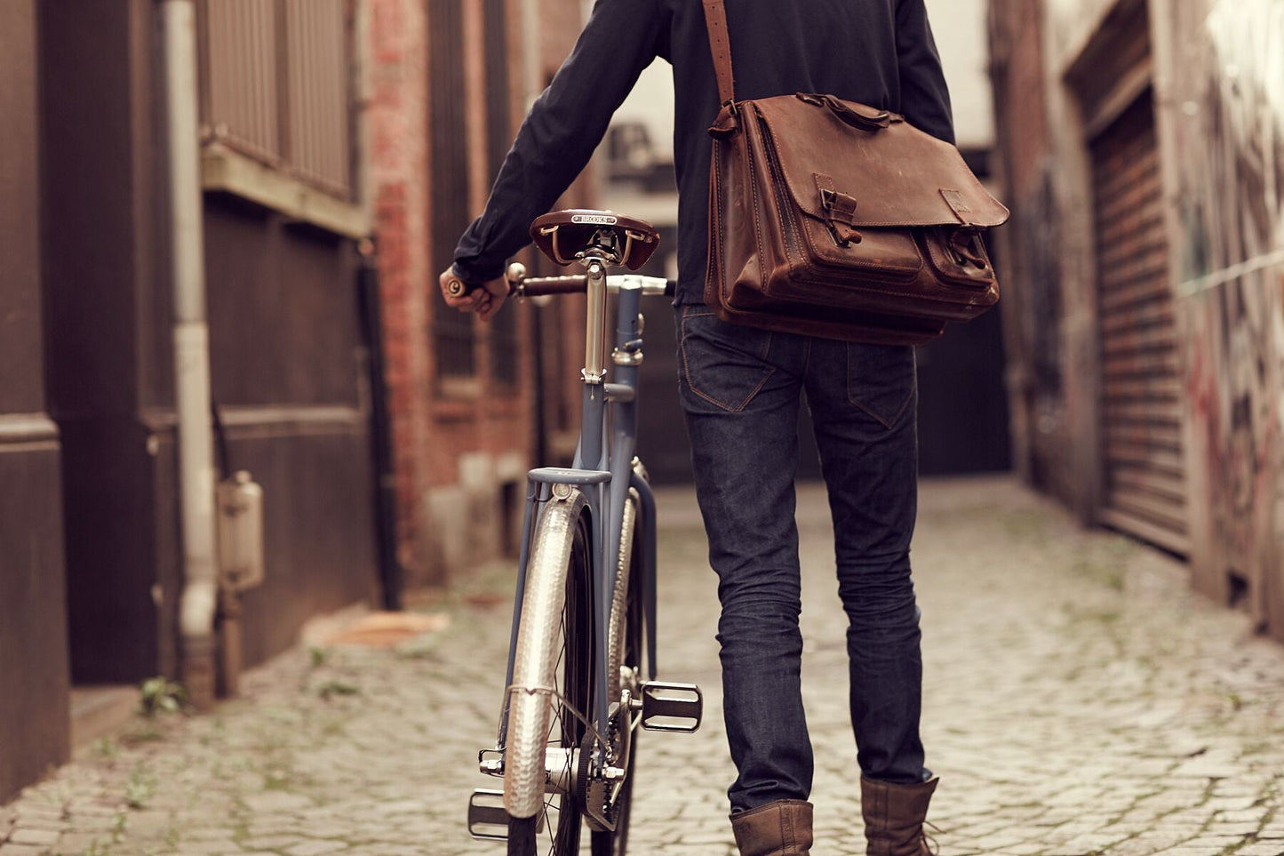 The Commuter Cycling Print - Cut Thru - Cyclingprints.nl